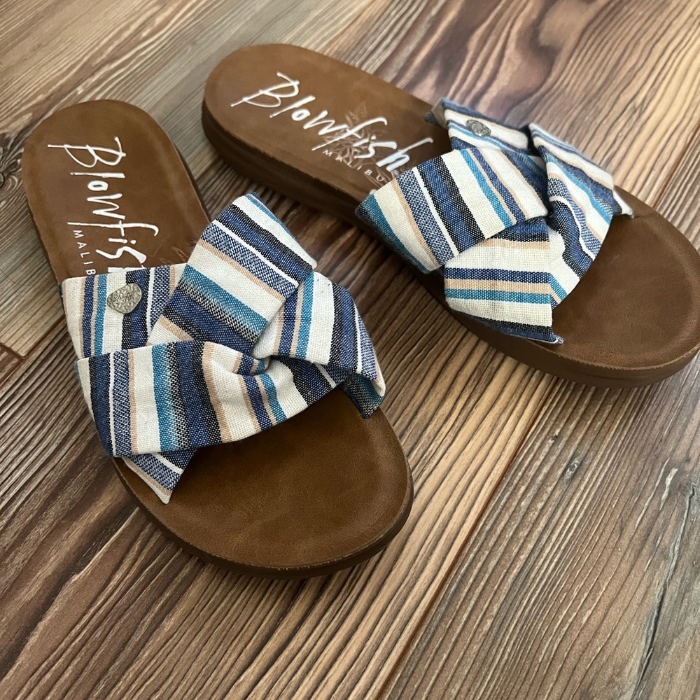 Blowfish Sea Shore Sandals size 7